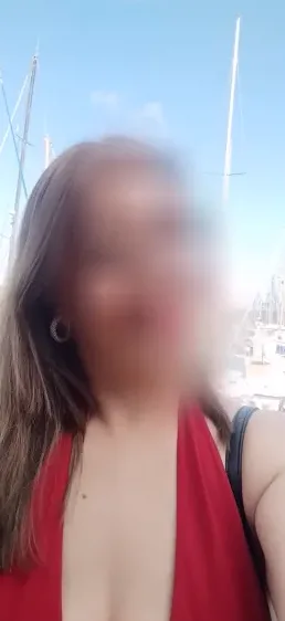 Elif, 35