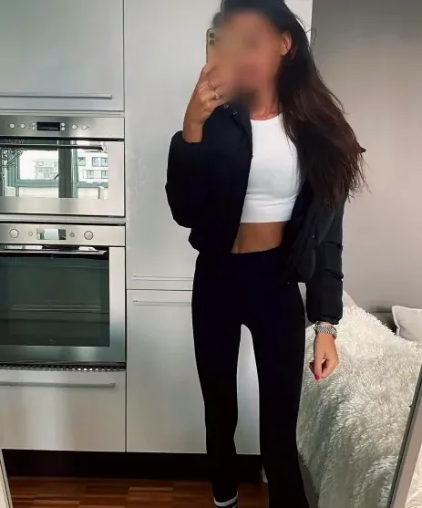 Karla, 36