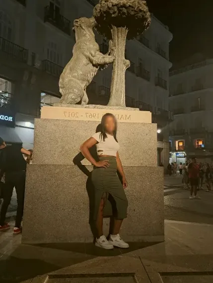 Karoline, 34