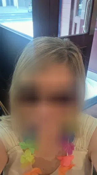 Rikke, 38