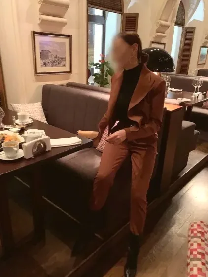 Rosa, 39